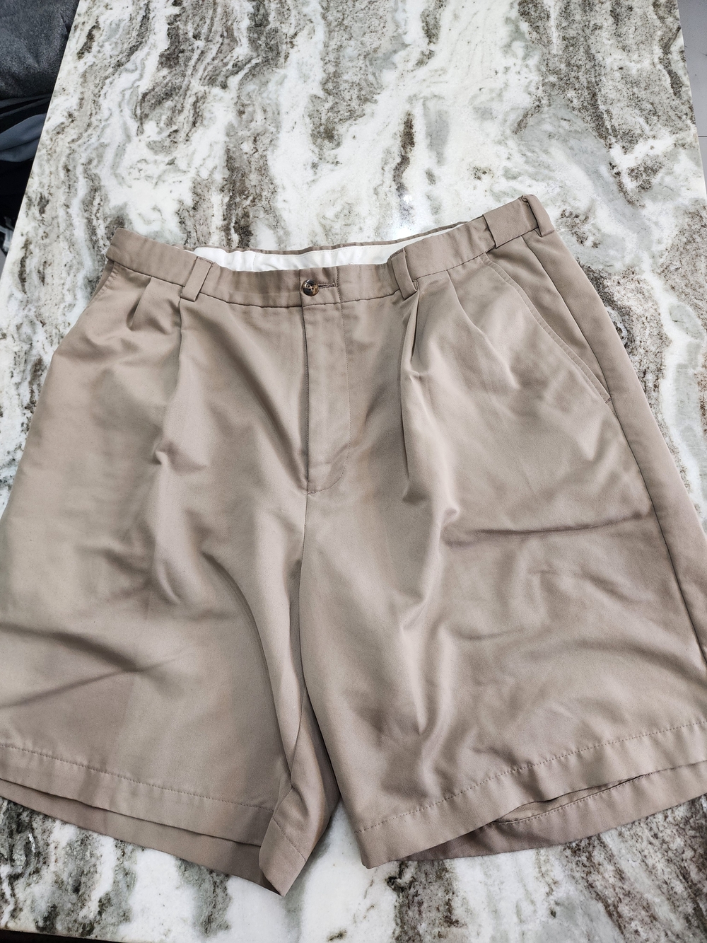 Haggar Flat Front Men's Shorts in Light Tan
